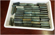 翡翠印材　C級品　太物×６０