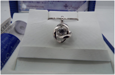 ダンシングストーン　ネックレス　K